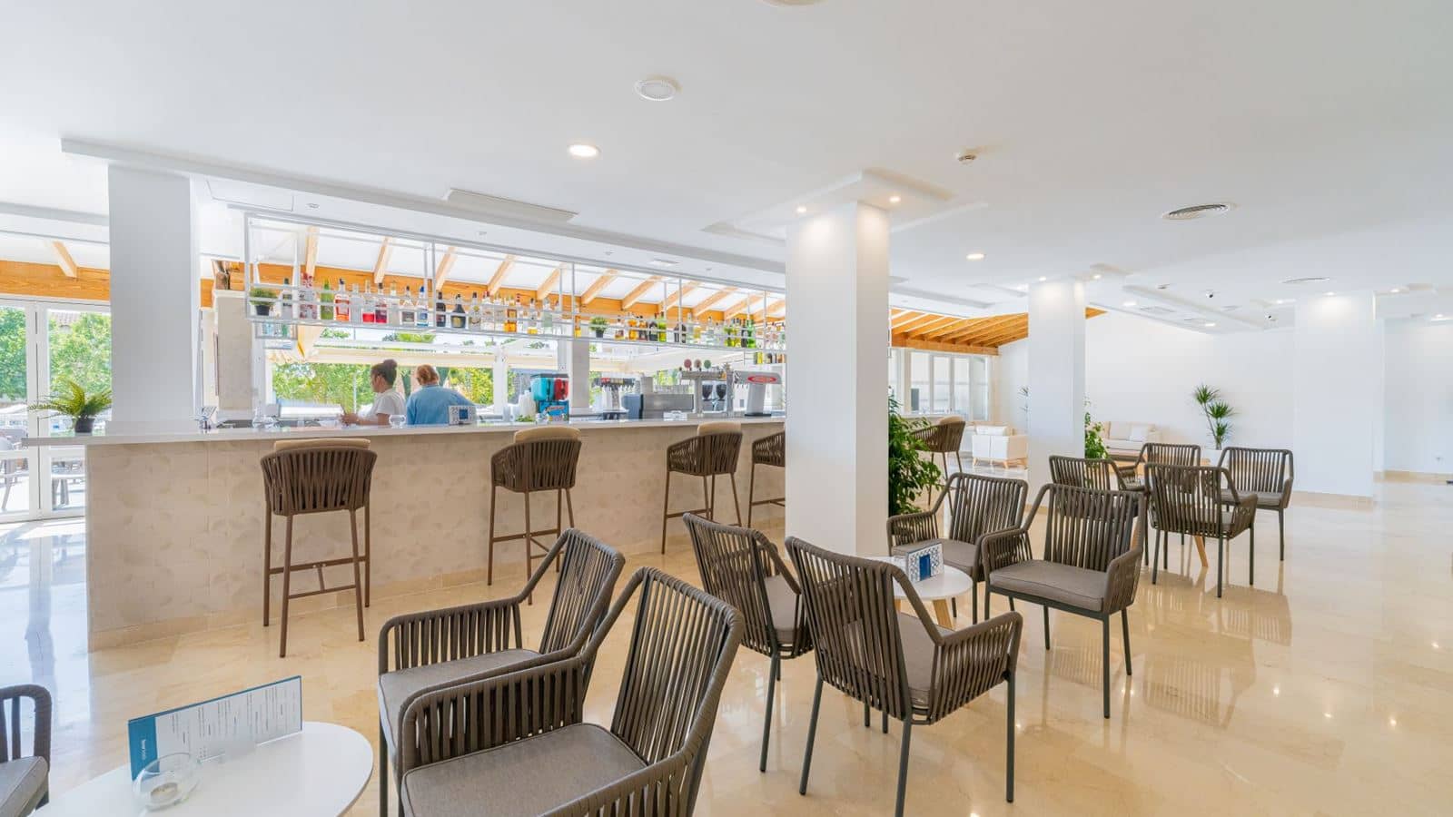 bars-cafeteria