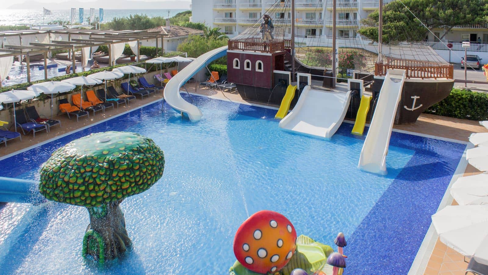 pools-outdoor-pool