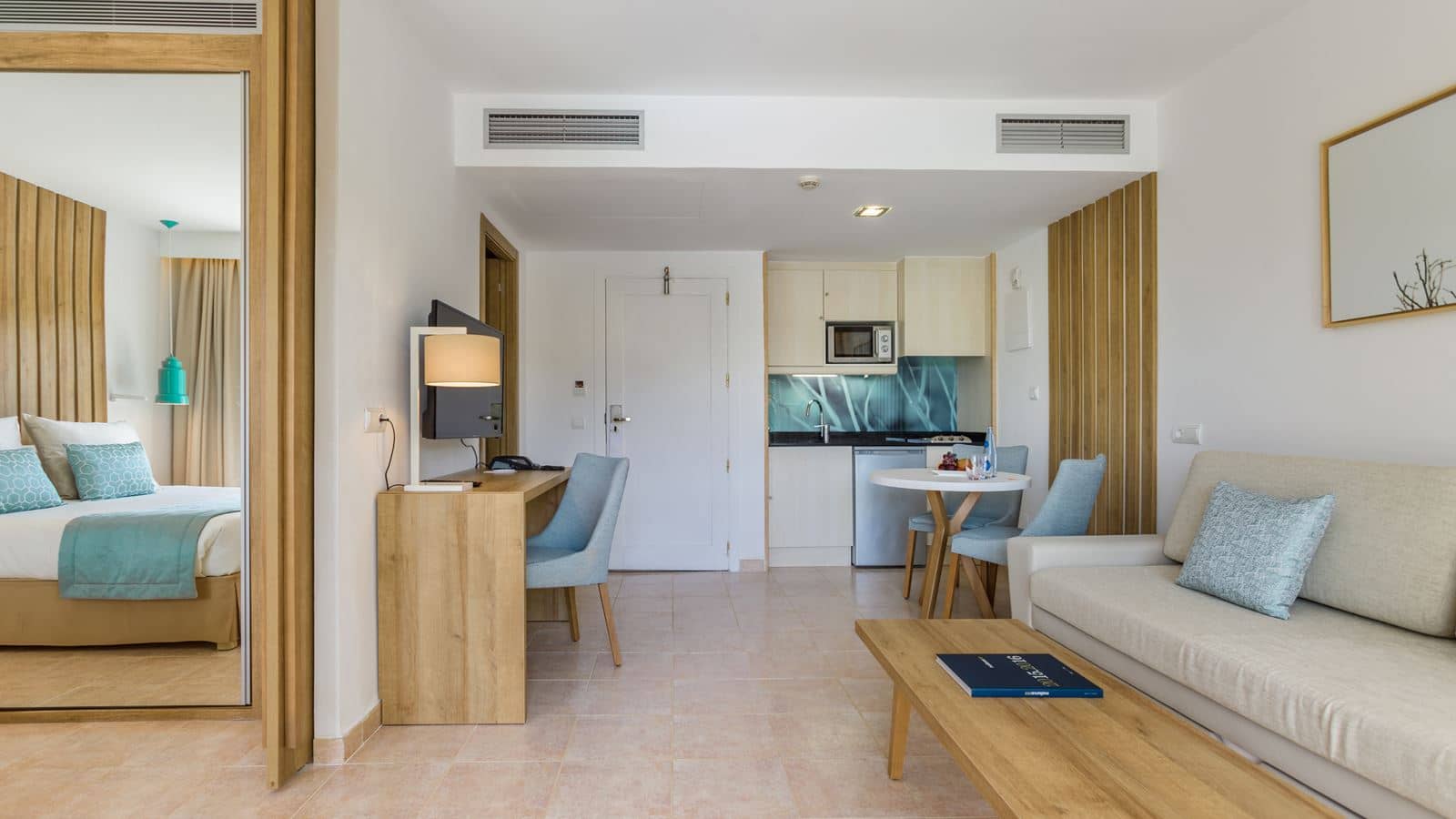 rooms-one-bedroom-suite