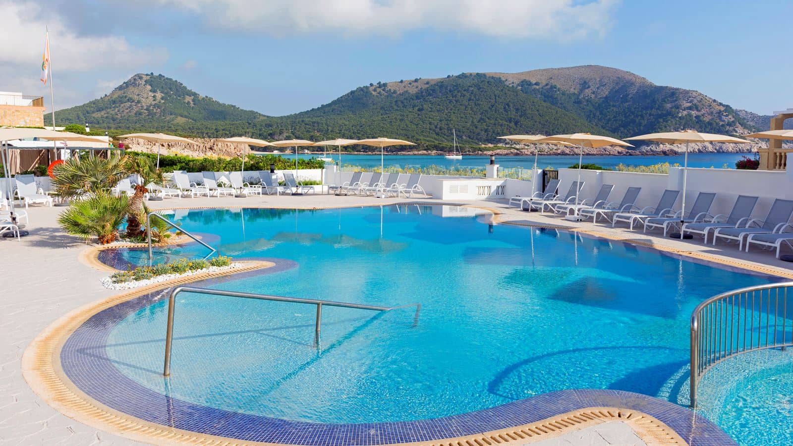 pools-outdoor-pool