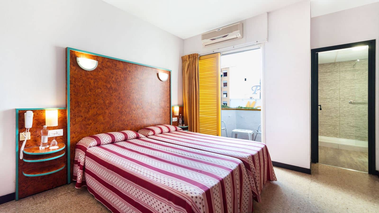 rooms-standard-room