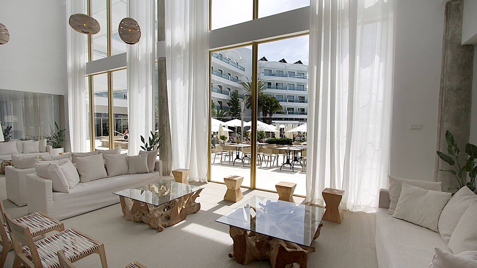 bars-pool-bar-olas