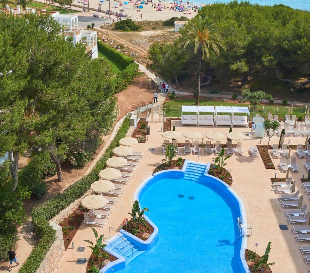 pools-outdoor-pool