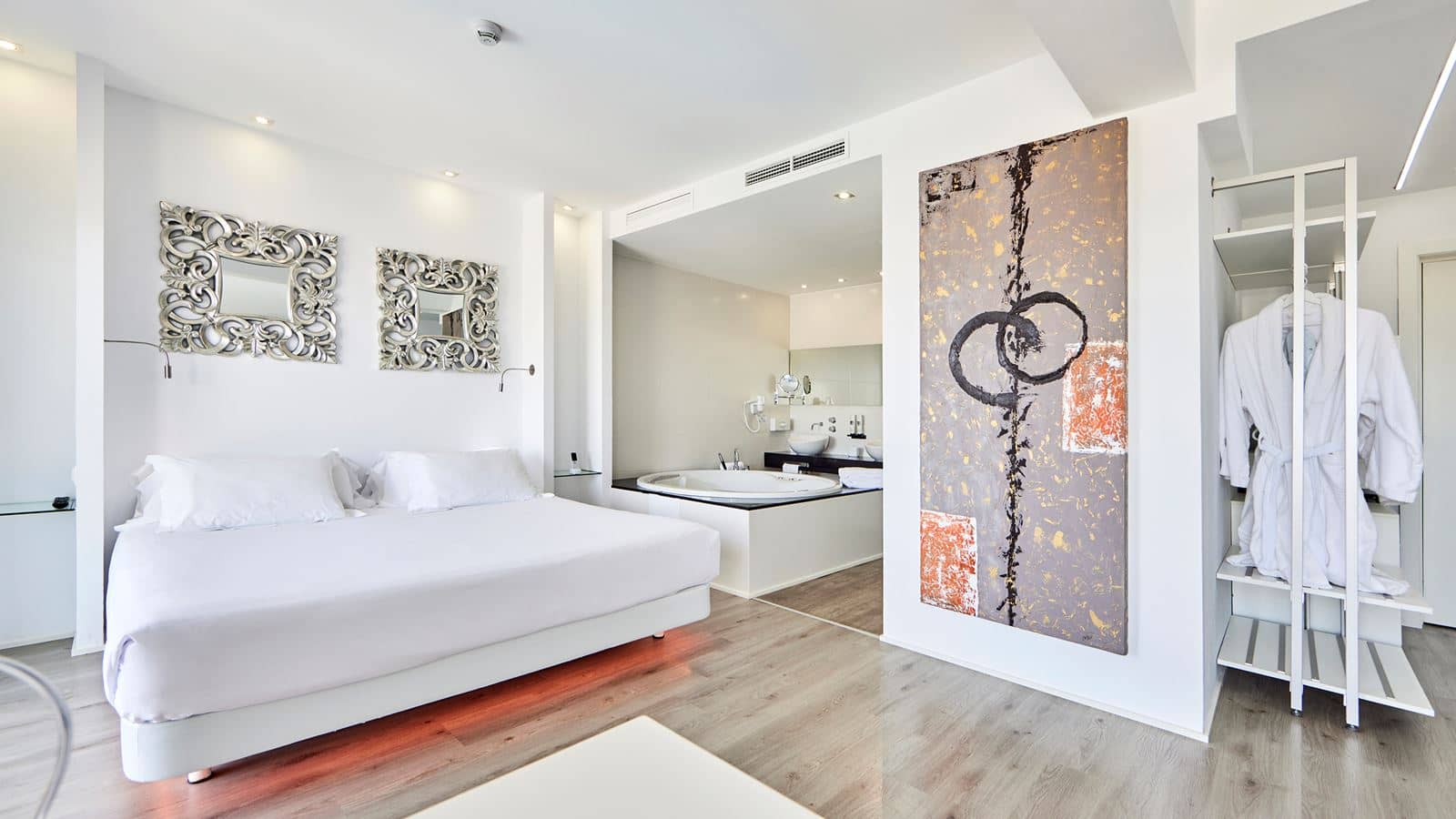 rooms-deluxe-junior-suite-suite-with-jakuzzi-balcony-or-terrace