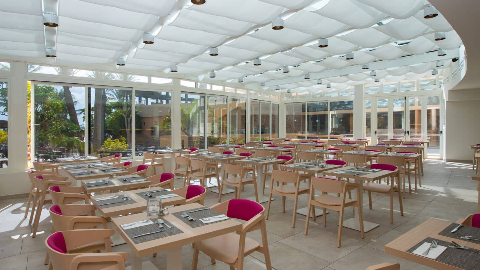 restaurants-main-restaurant-atlantico