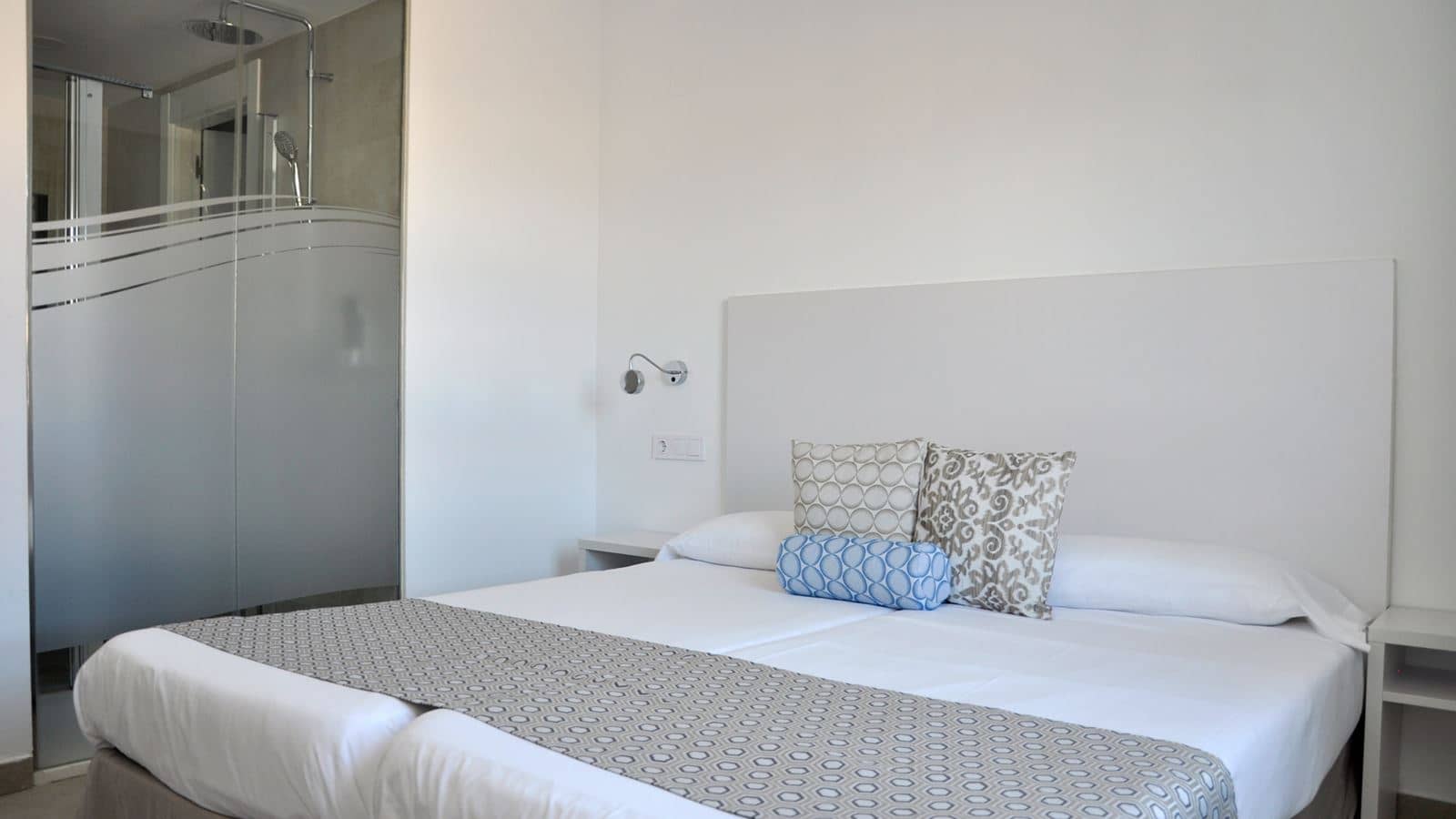 rooms-double-without-balcony