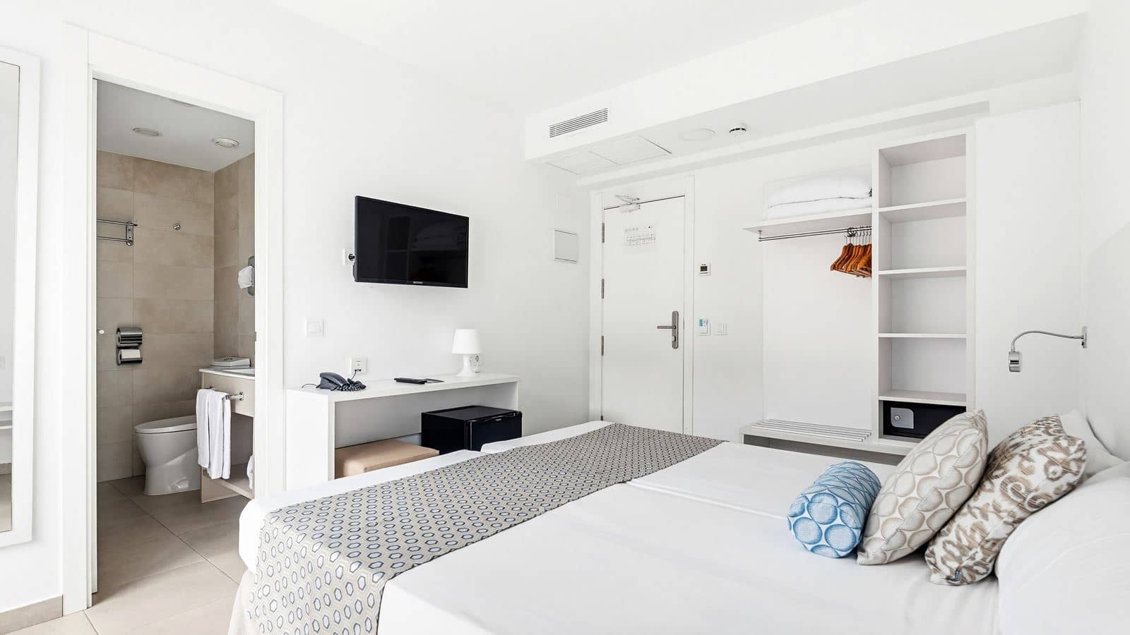 rooms-double-without-balcony