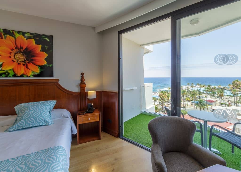 rooms-superior-double-room
