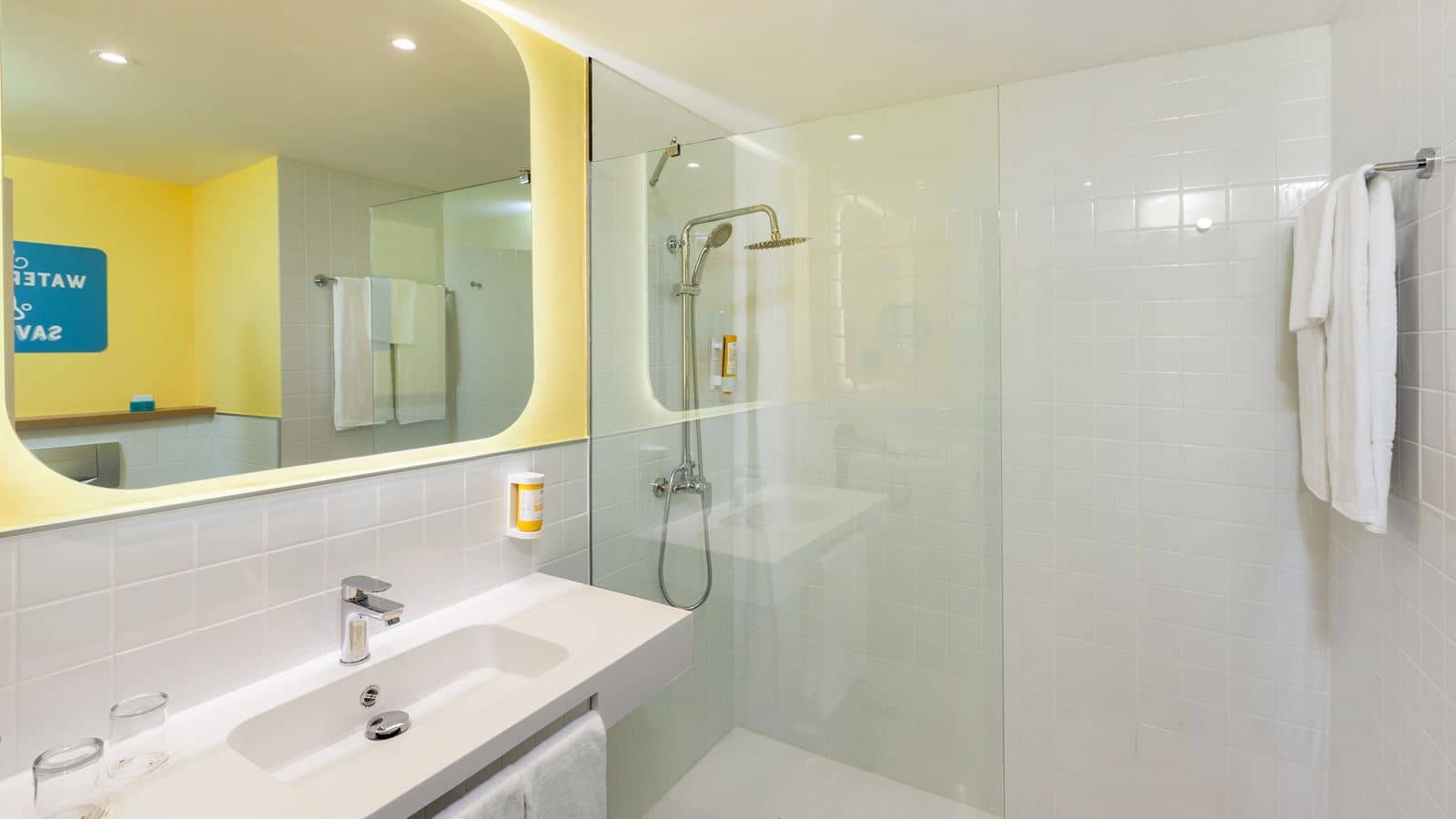 rooms-dsty-double-standard-balcony-yield