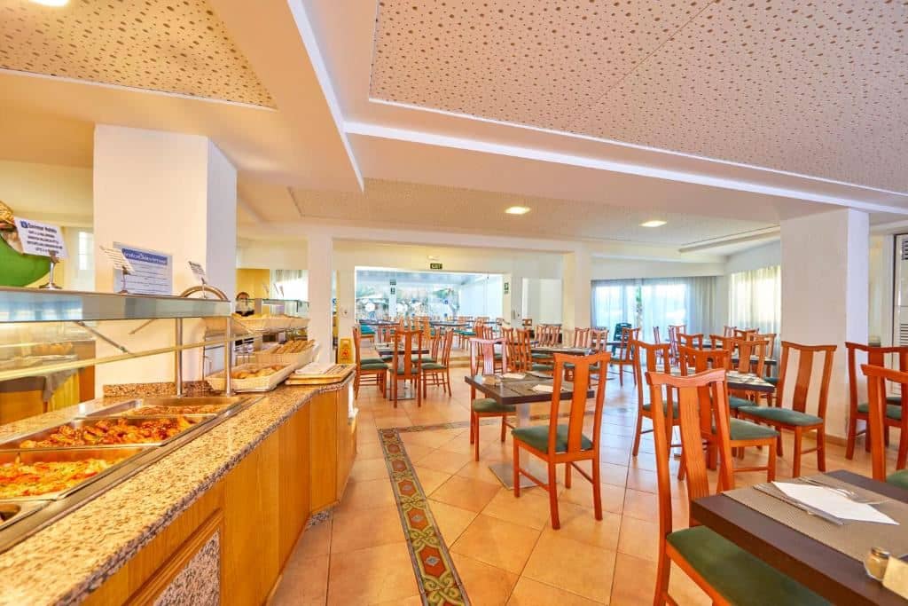 restaurants-restaurants