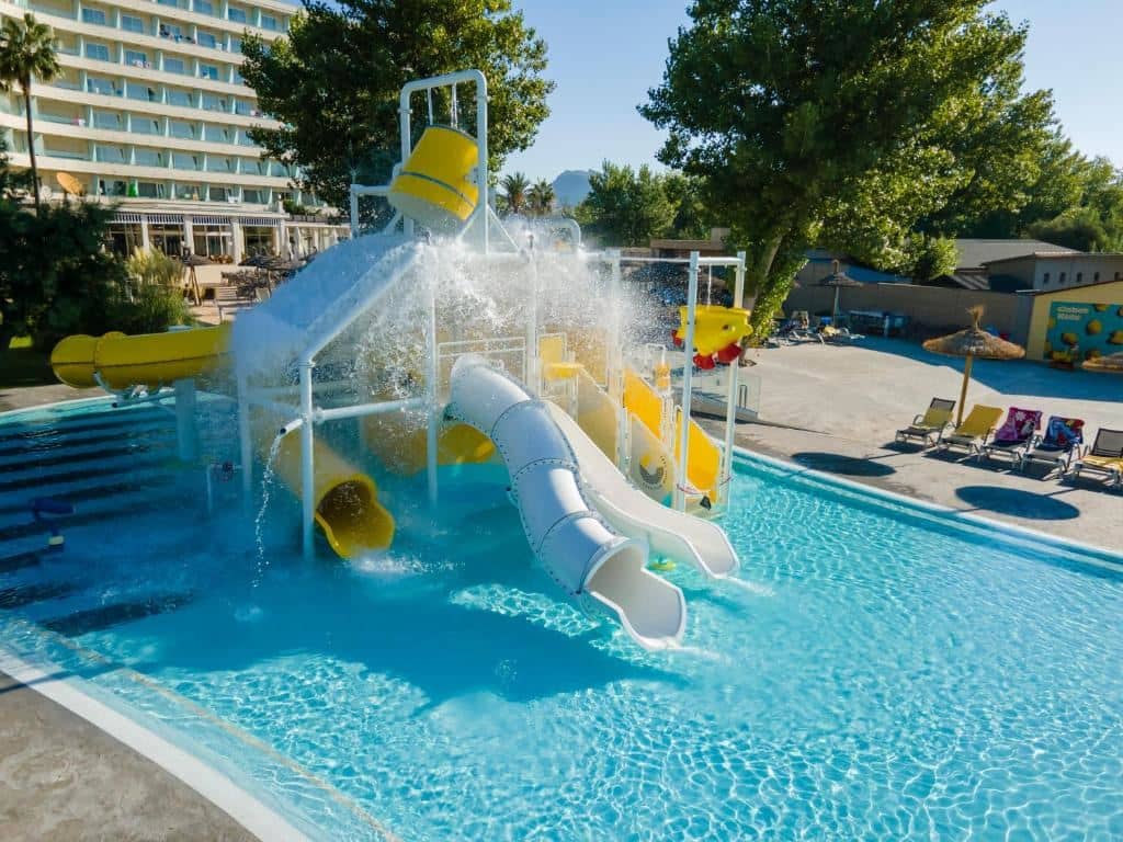 pools-outdoor-childrens-pool