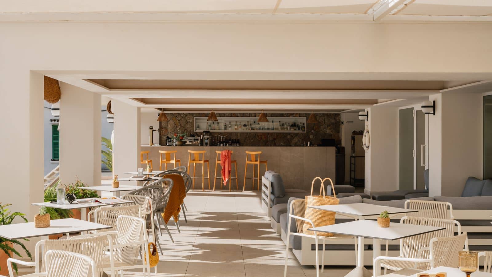 bars-pool-bar