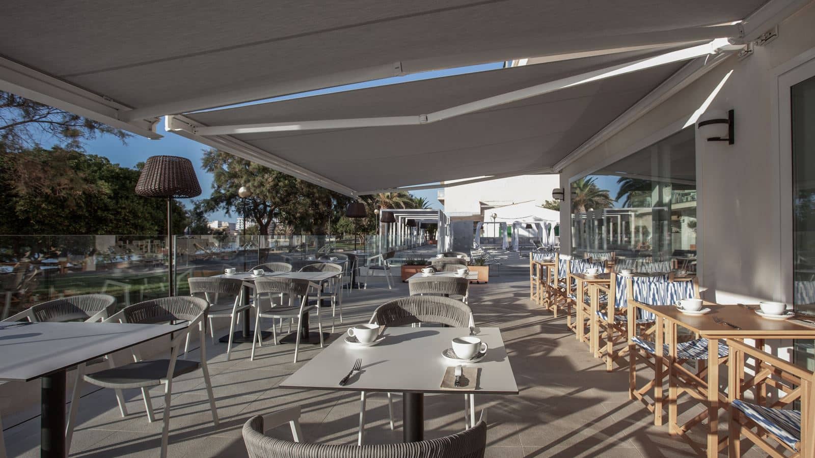 restaurants-restaurant-buffet