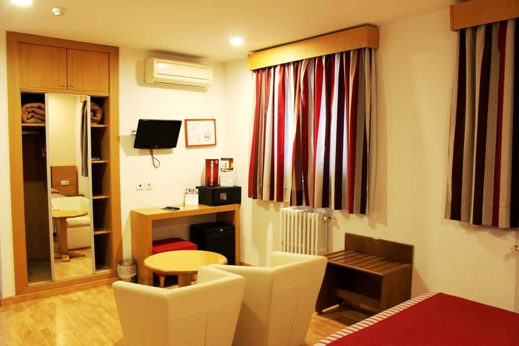 rooms-room-standard