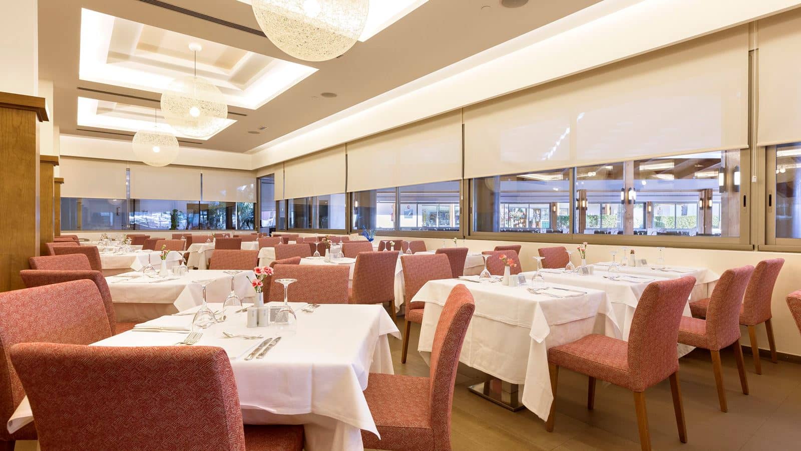 restaurants-main-restaurant