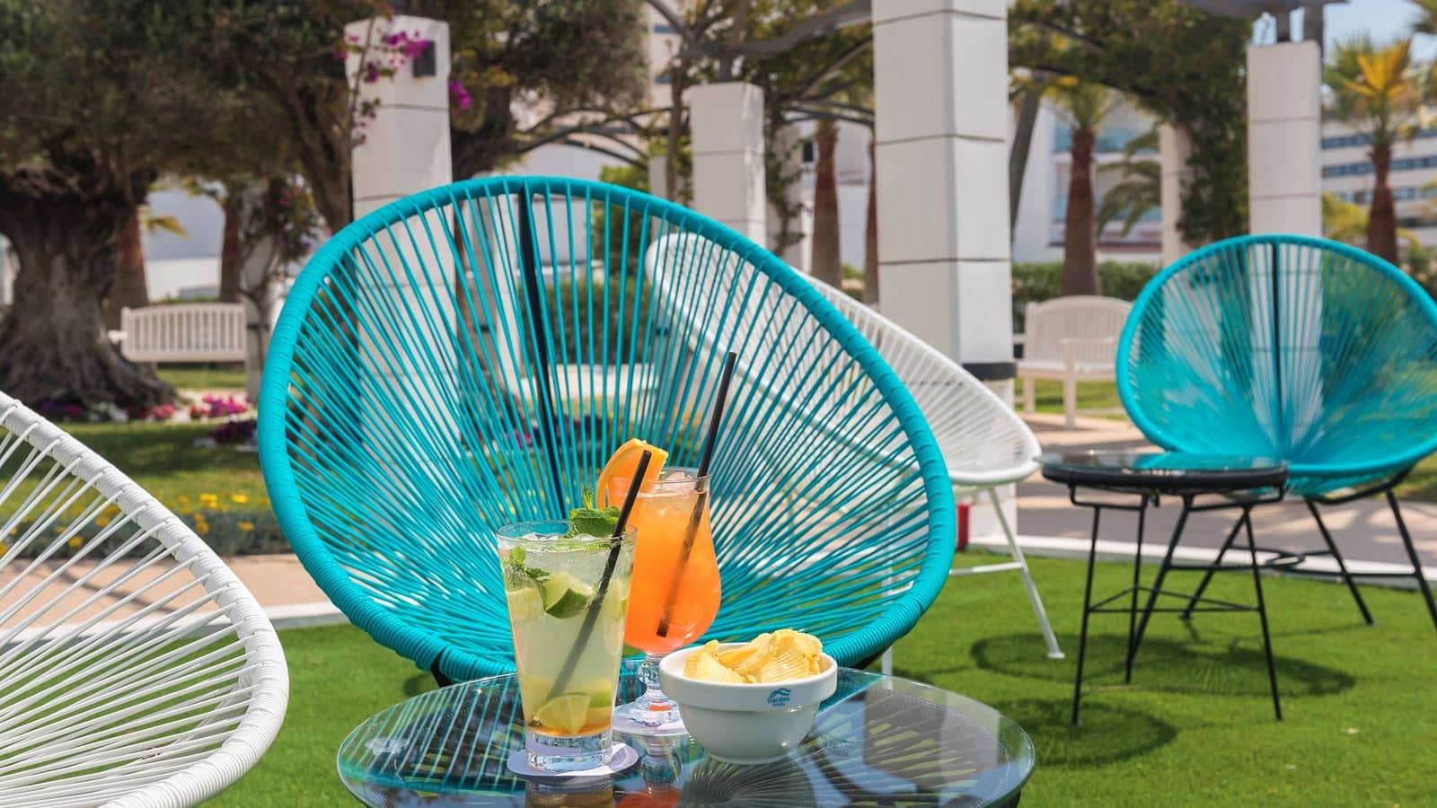 bars-snack-pool-bar