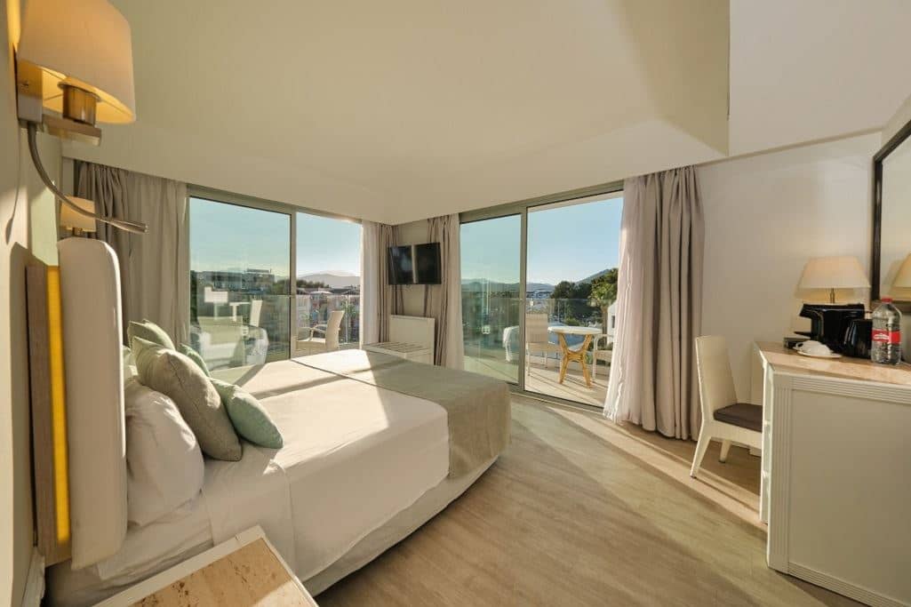 rooms-junior-suite-standard