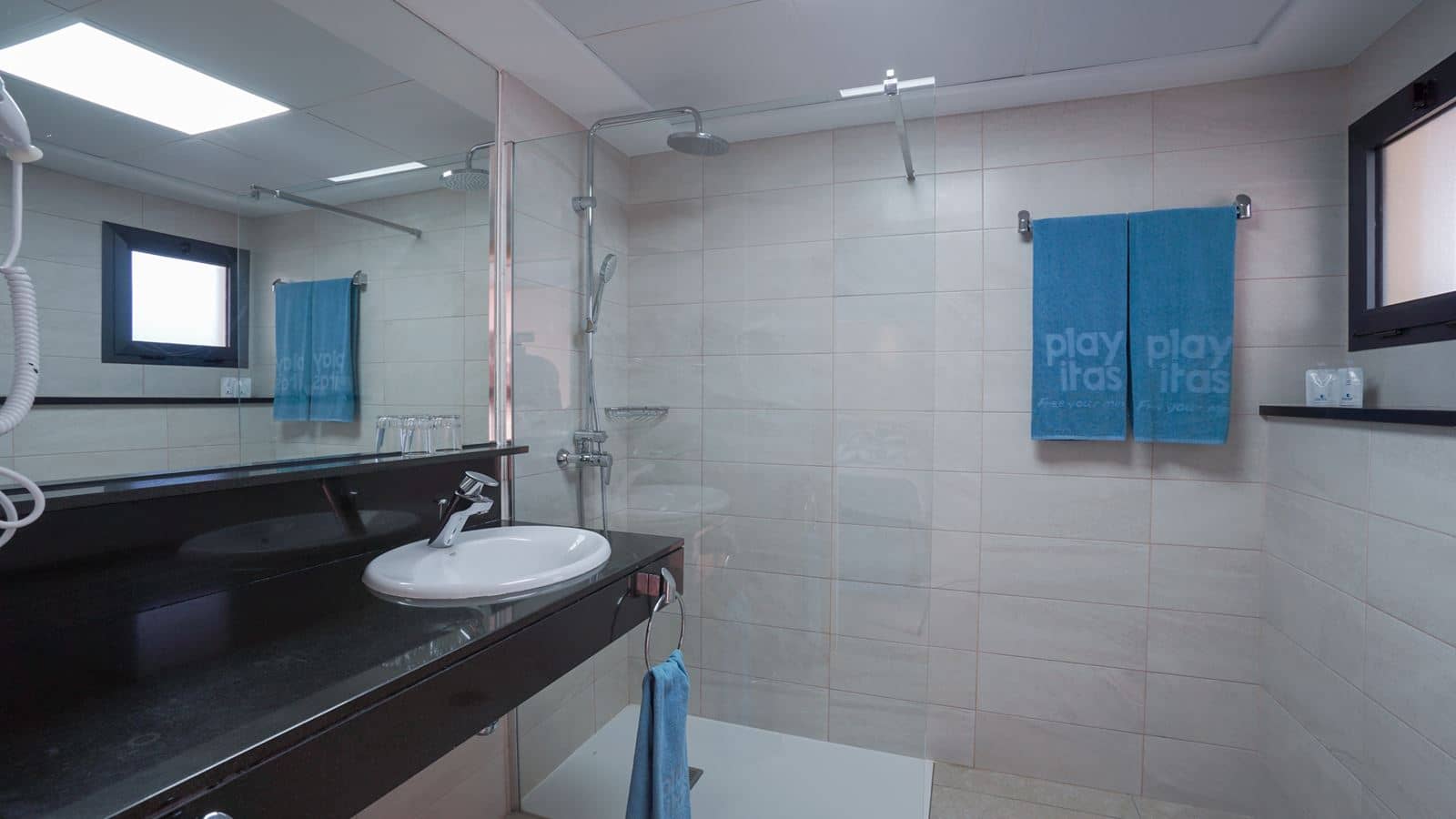 rooms-junior-suite-sea-view-with-kitchenette