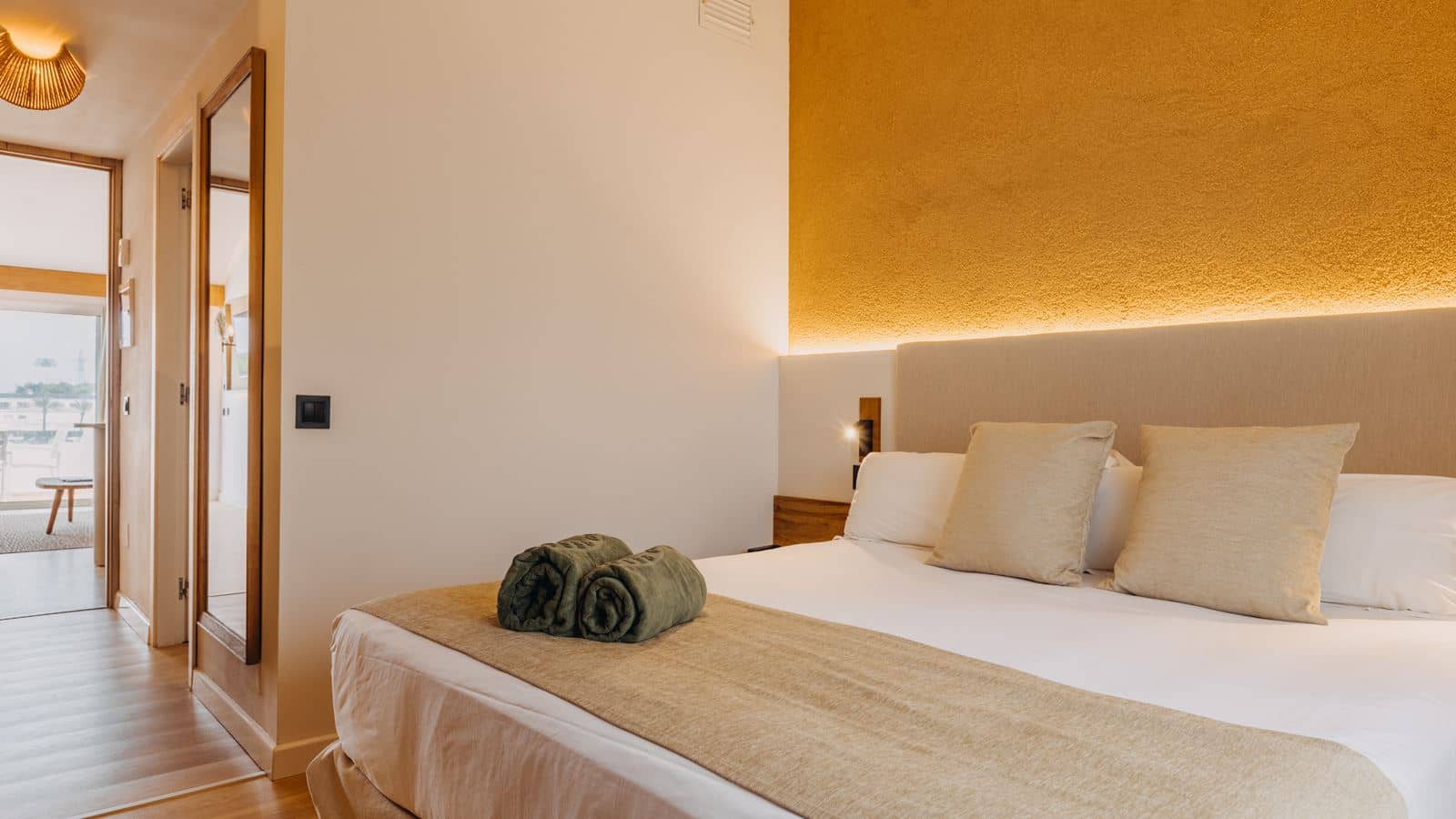 rooms-suite-2-bedrooms