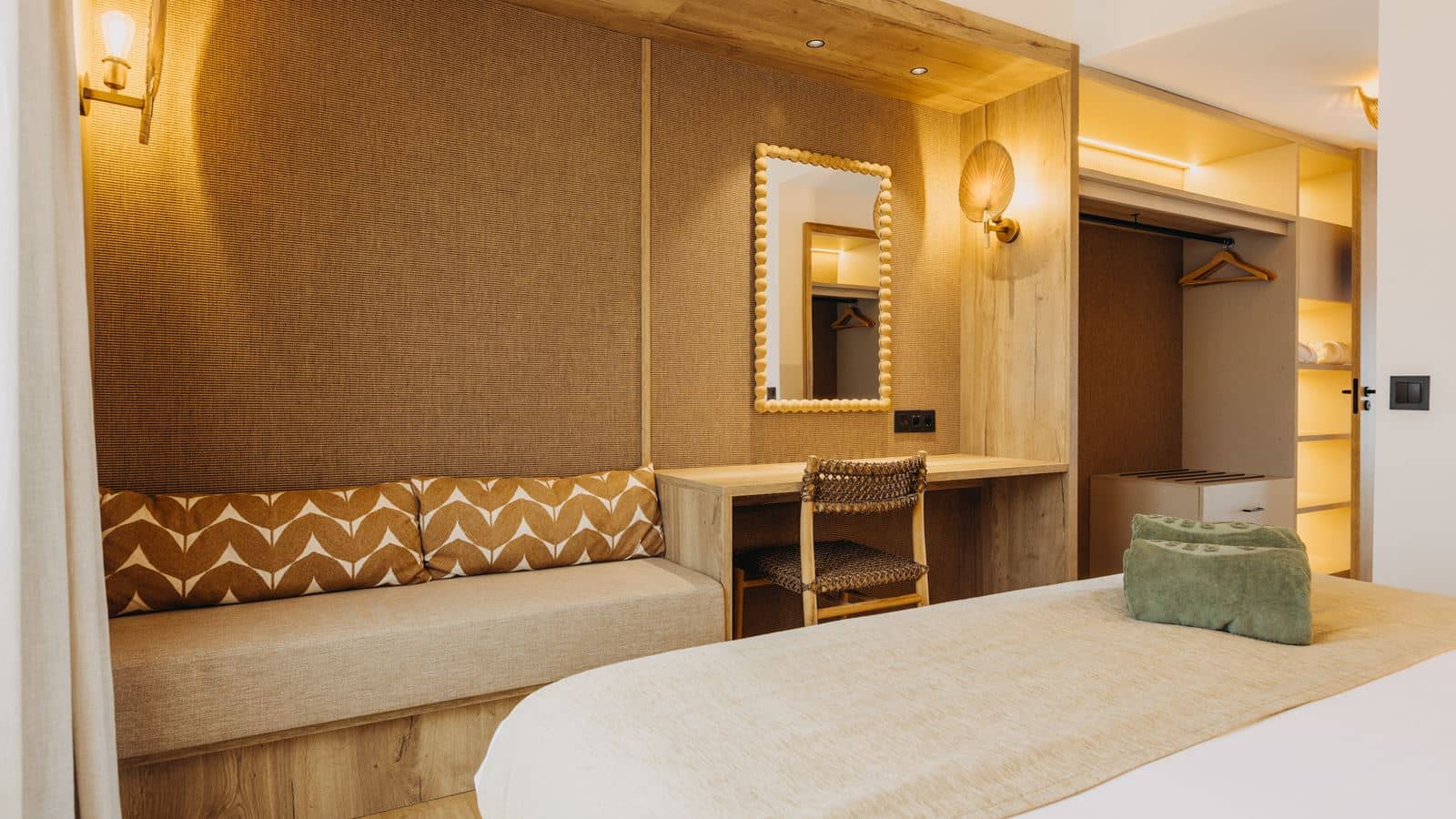 rooms-suite-2-bedrooms