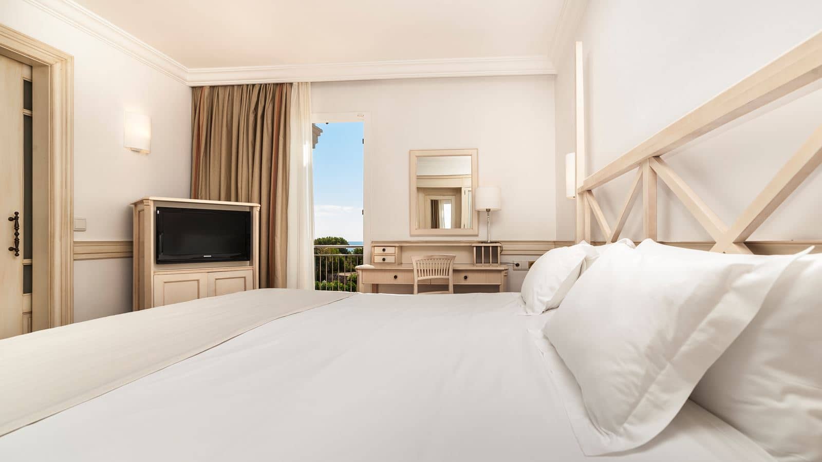 rooms-pretige-suite-seaview