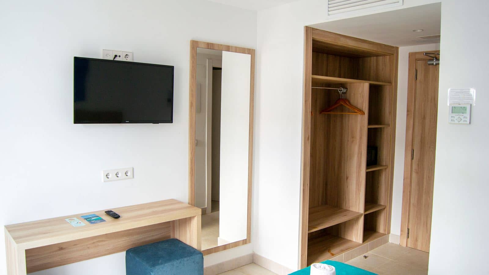 rooms-economy-double-room