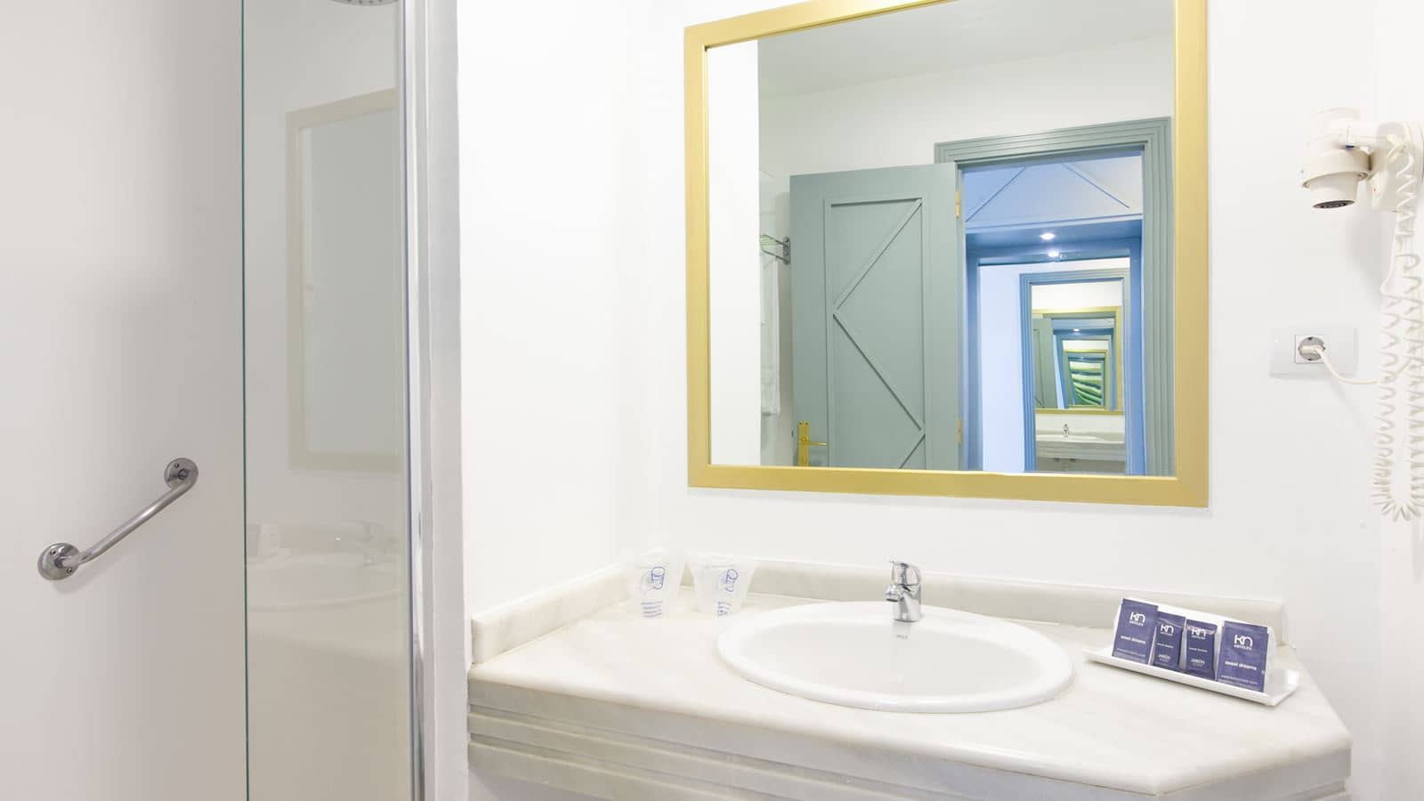 rooms-double-room