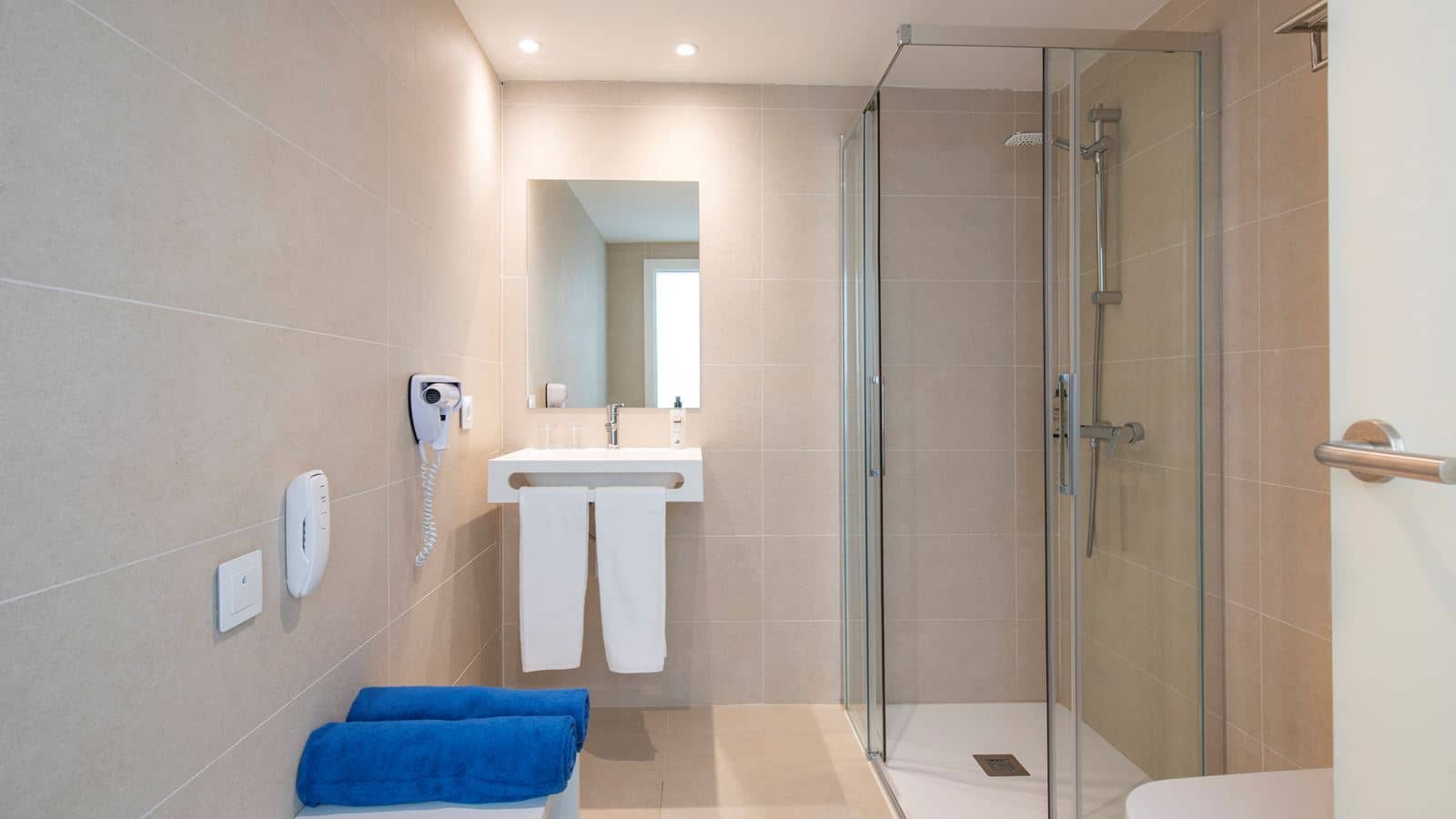 rooms-junior-suite