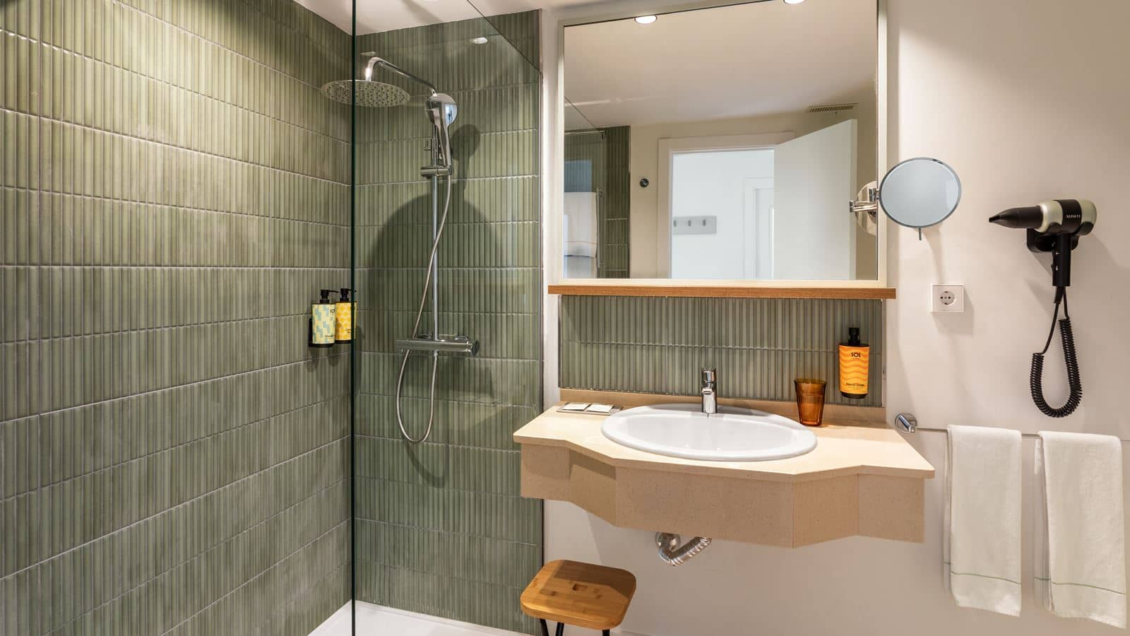 rooms-apartment-for-single-use