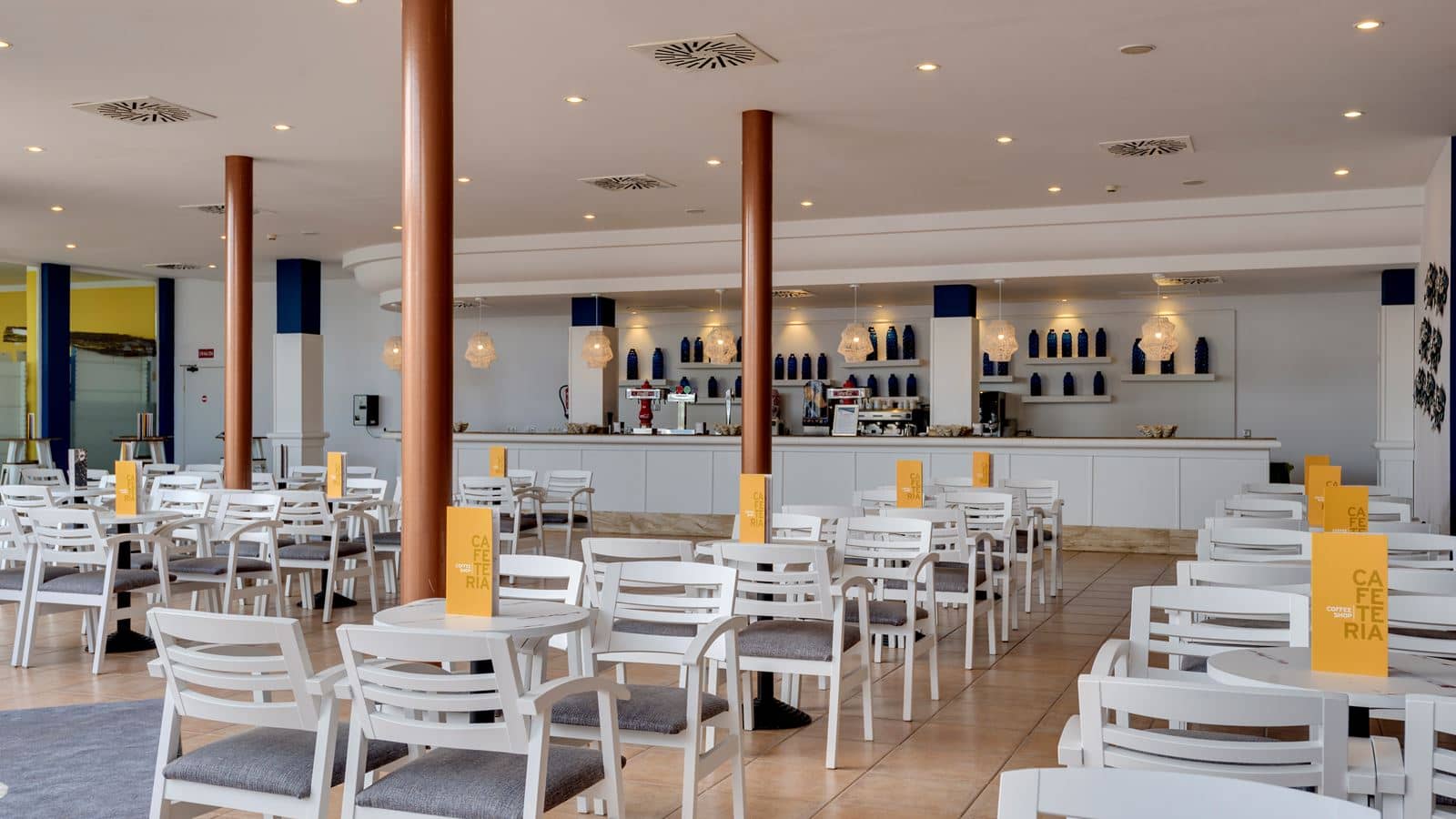 restaurants-hibiscus-bar-cafeteria