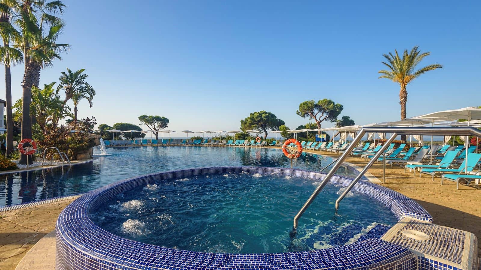pools-outdoor-pool