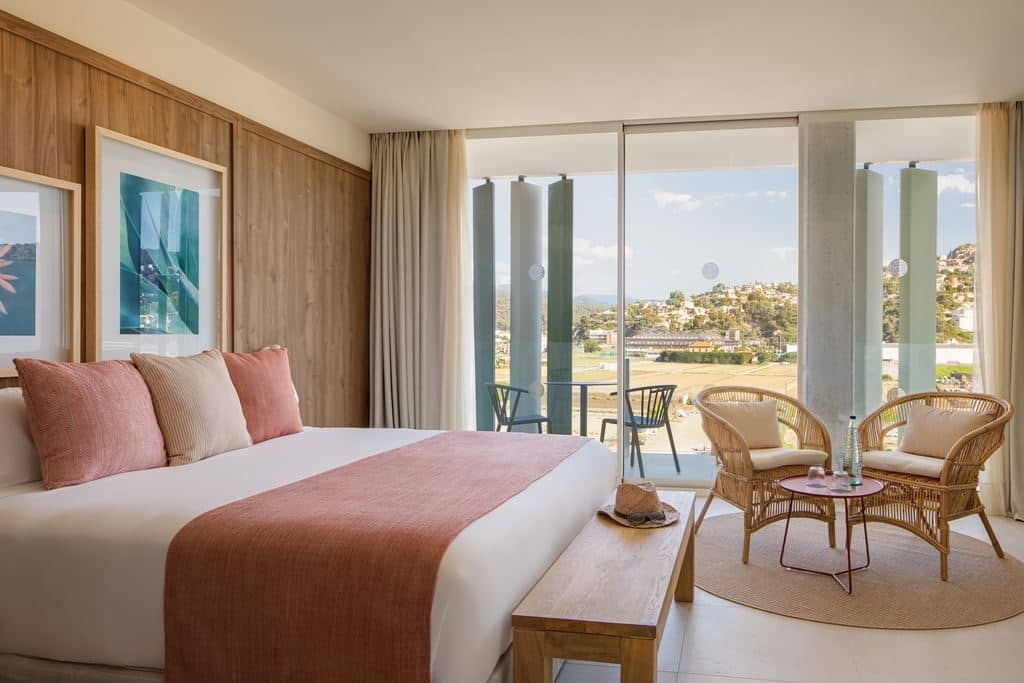 rooms-pool-penthouse-suite