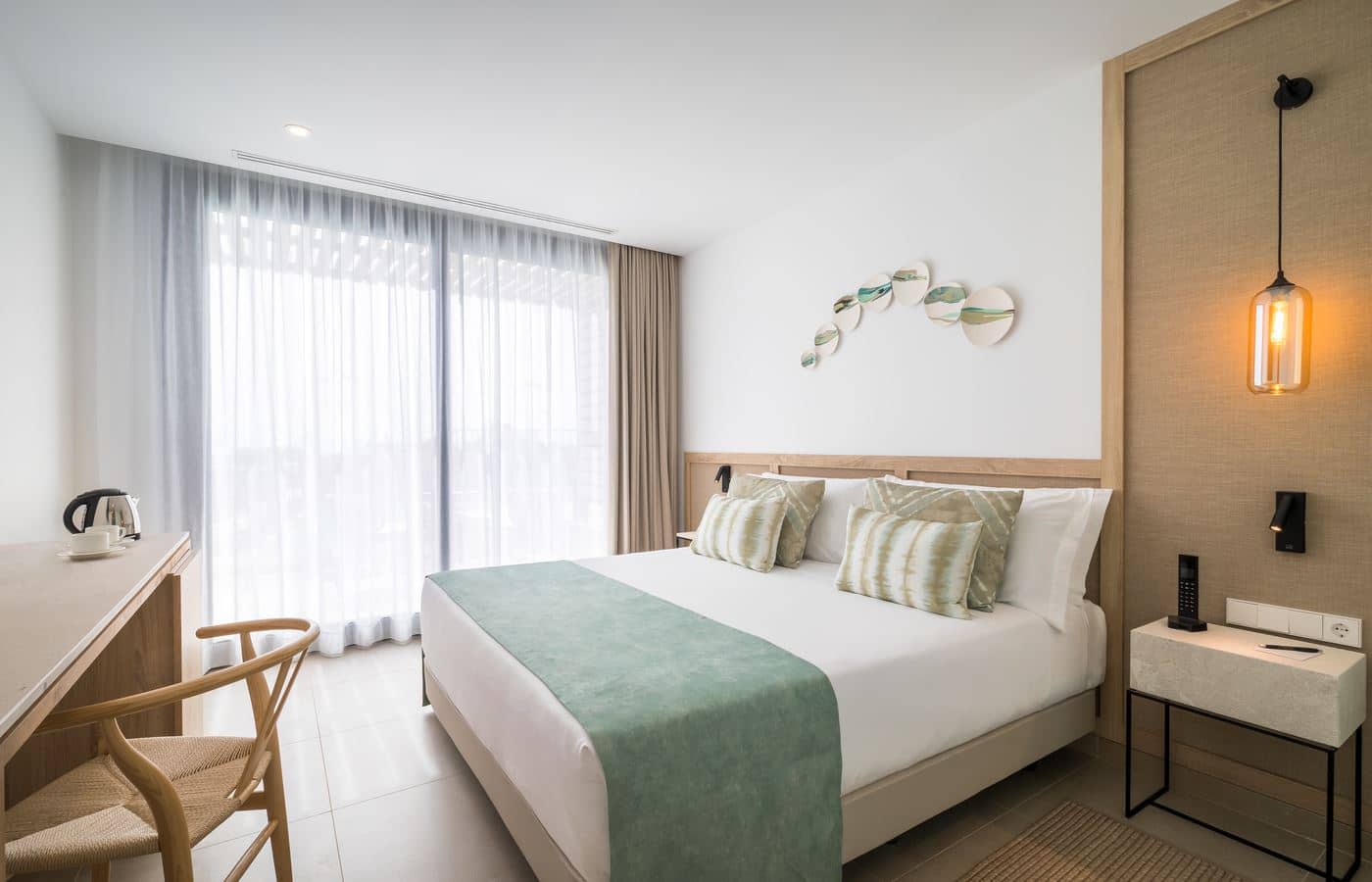 rooms-sup--superior-double-room-with-balcony