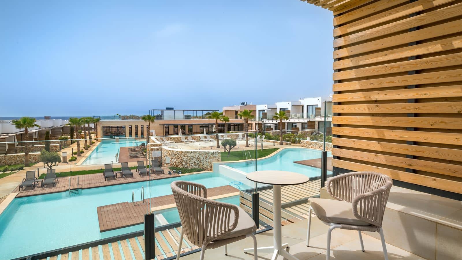 rooms-supvm--superior-double-room-sea-view-with-balcony