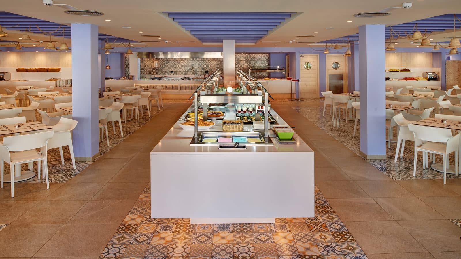 restaurants-restaurant