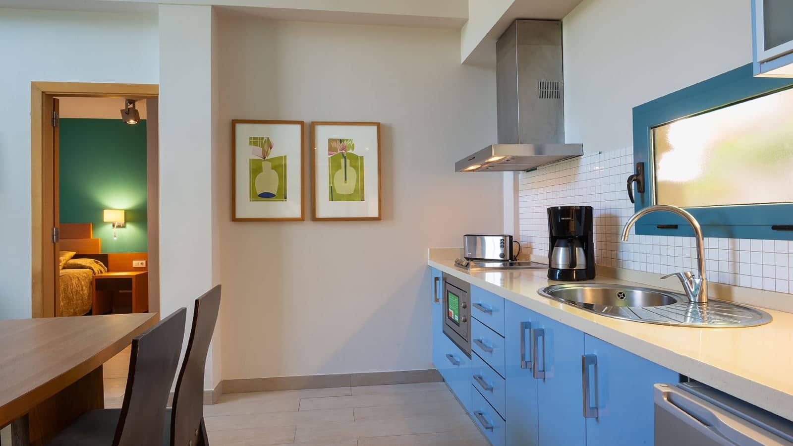 rooms-2-bedroom-apartment-superior-with-balcony