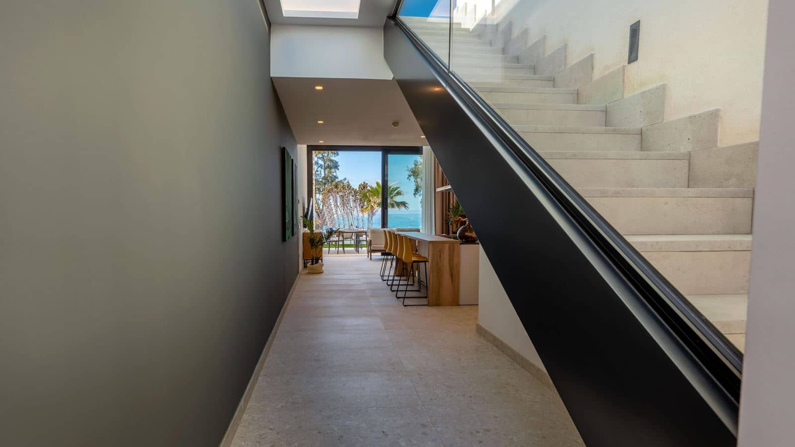 rooms-ocean-front-holiday-home-3-bedrooms-with-terrace