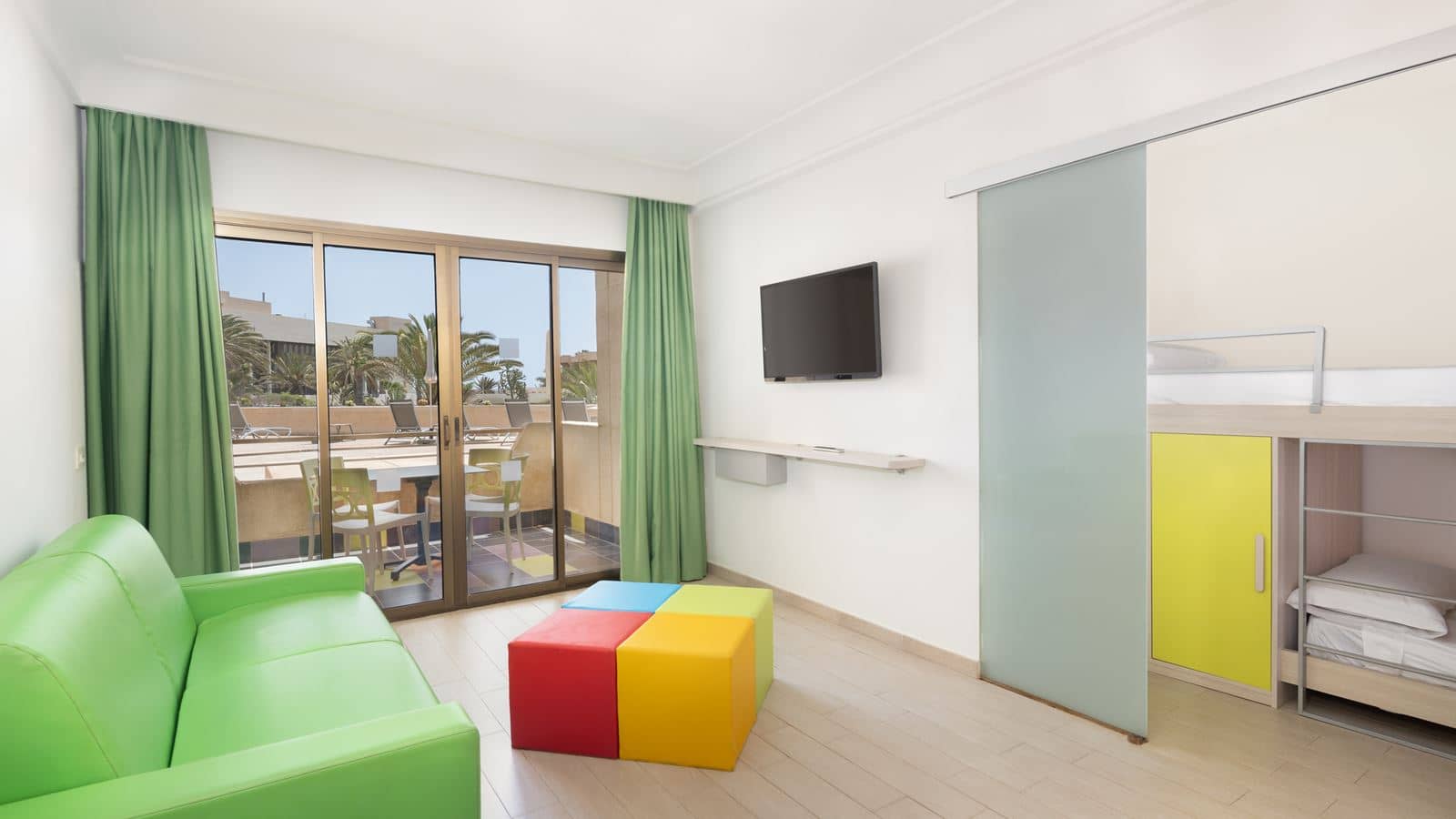 rooms-family-suite