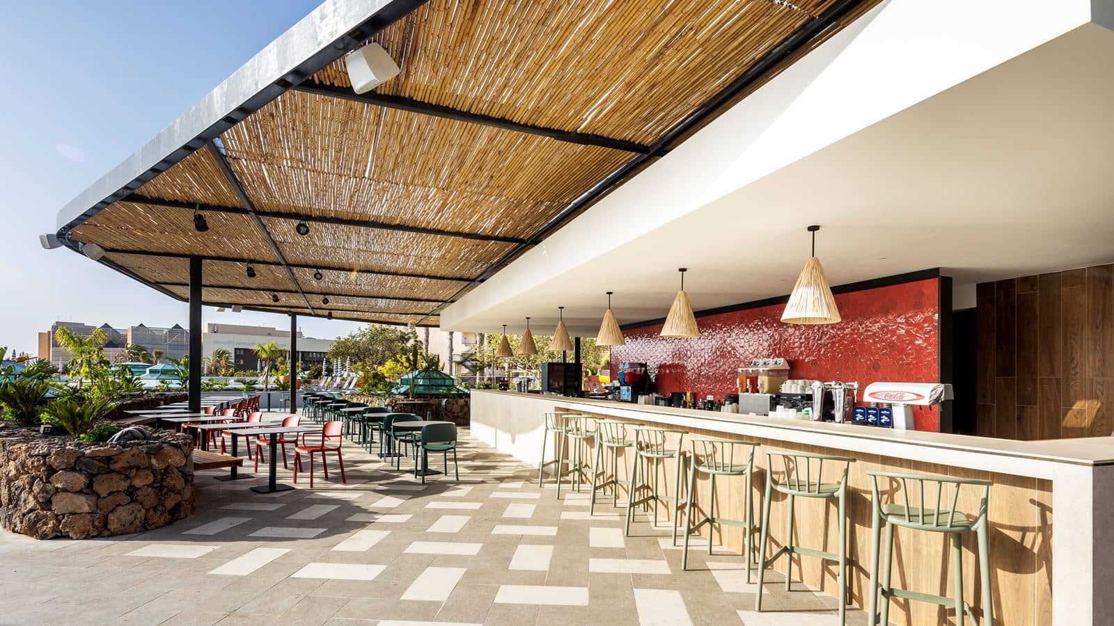 bars-marella-pool-bar