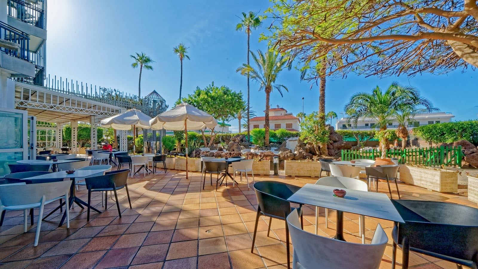 bars-snack-bar-piscina