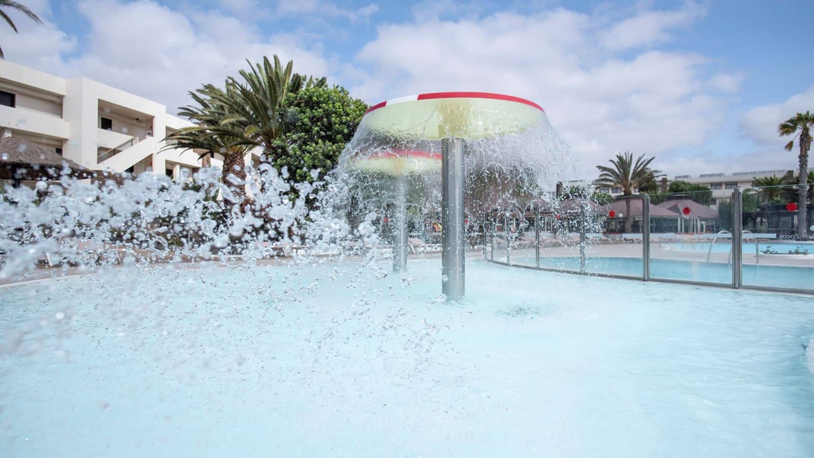pools-outdoor-childrens-pool