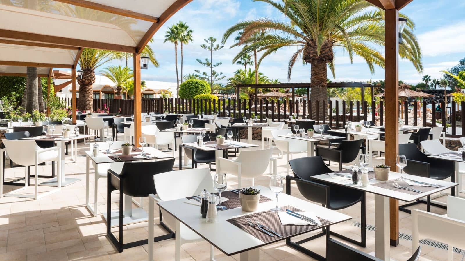 restaurants-yaiza-restaurant