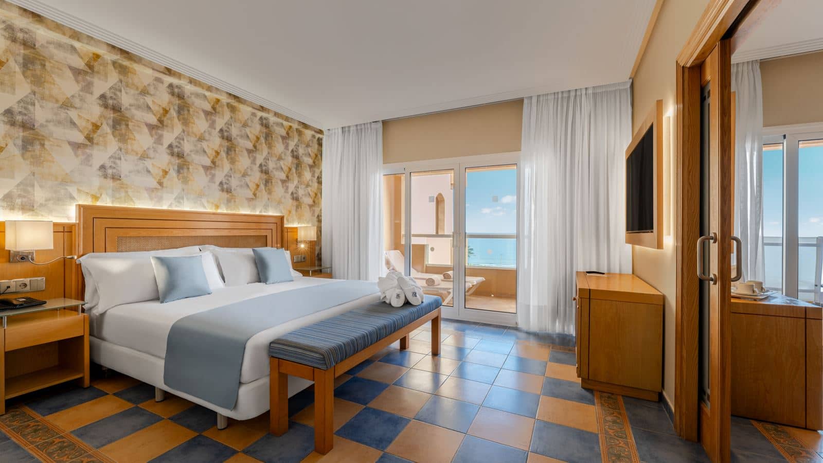 rooms-ss-sv-suite-sea-view-balcony-or-terrace