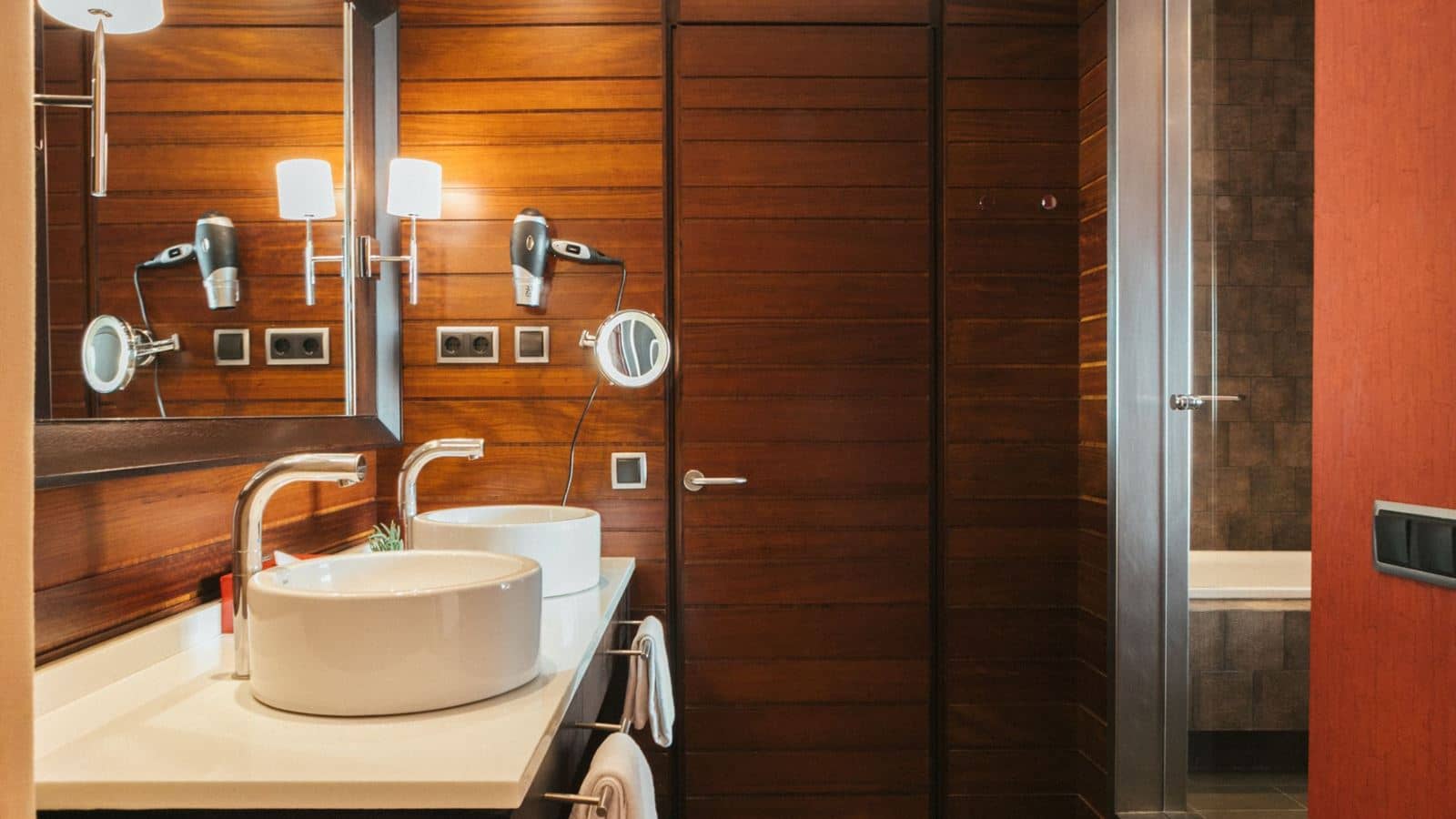 rooms-deluxe-room-with-balcony-or-terrace