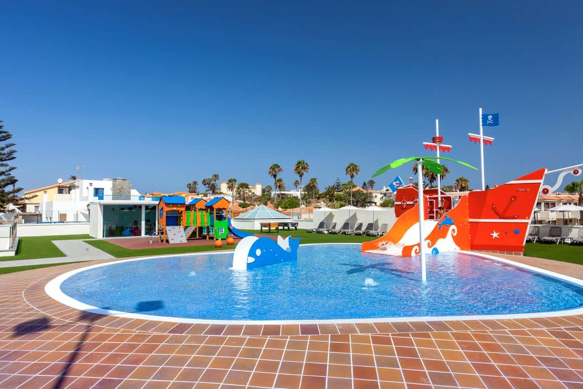 pools-outdoor-childrens-pool