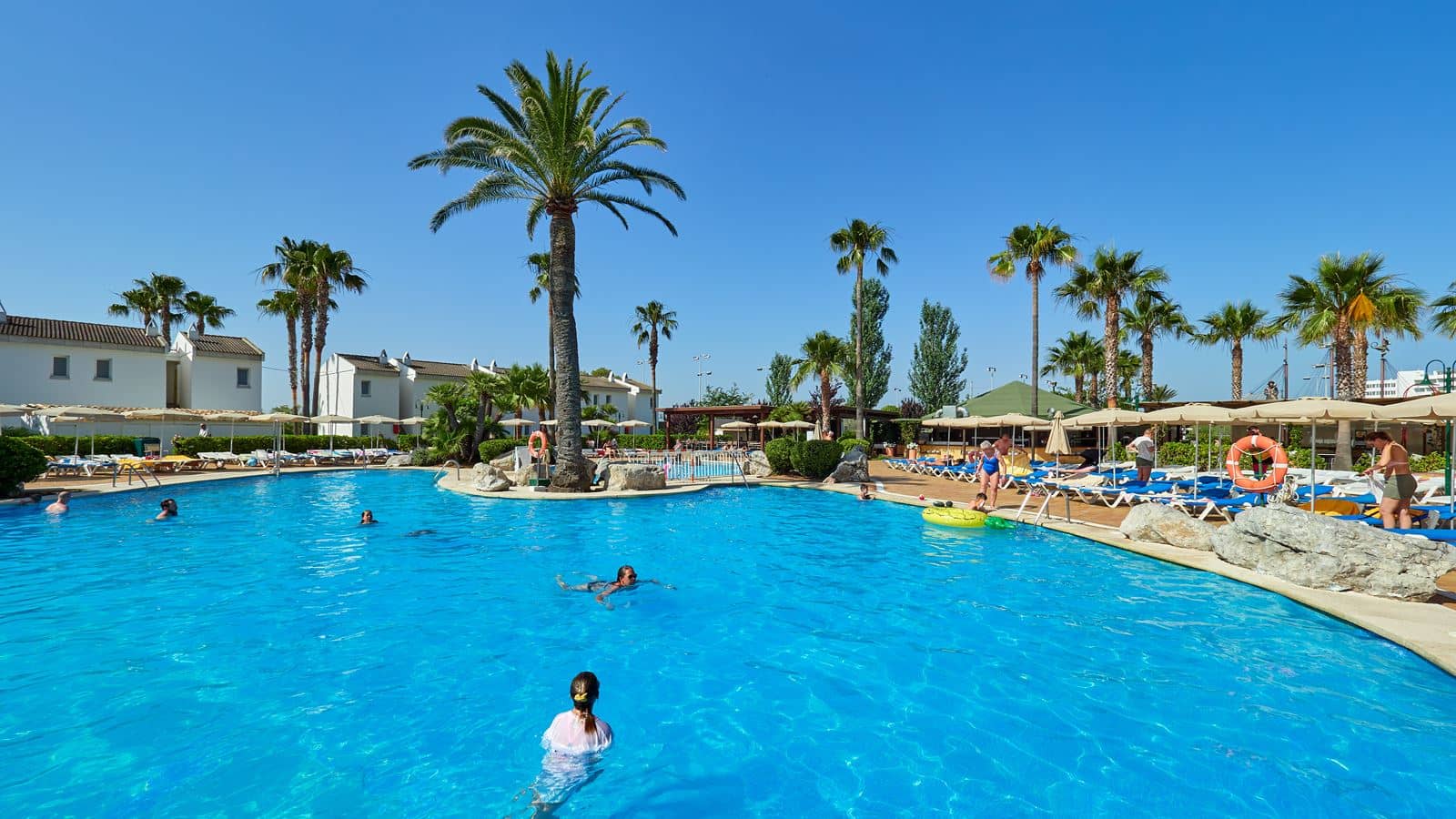 pools-outdoor-pool