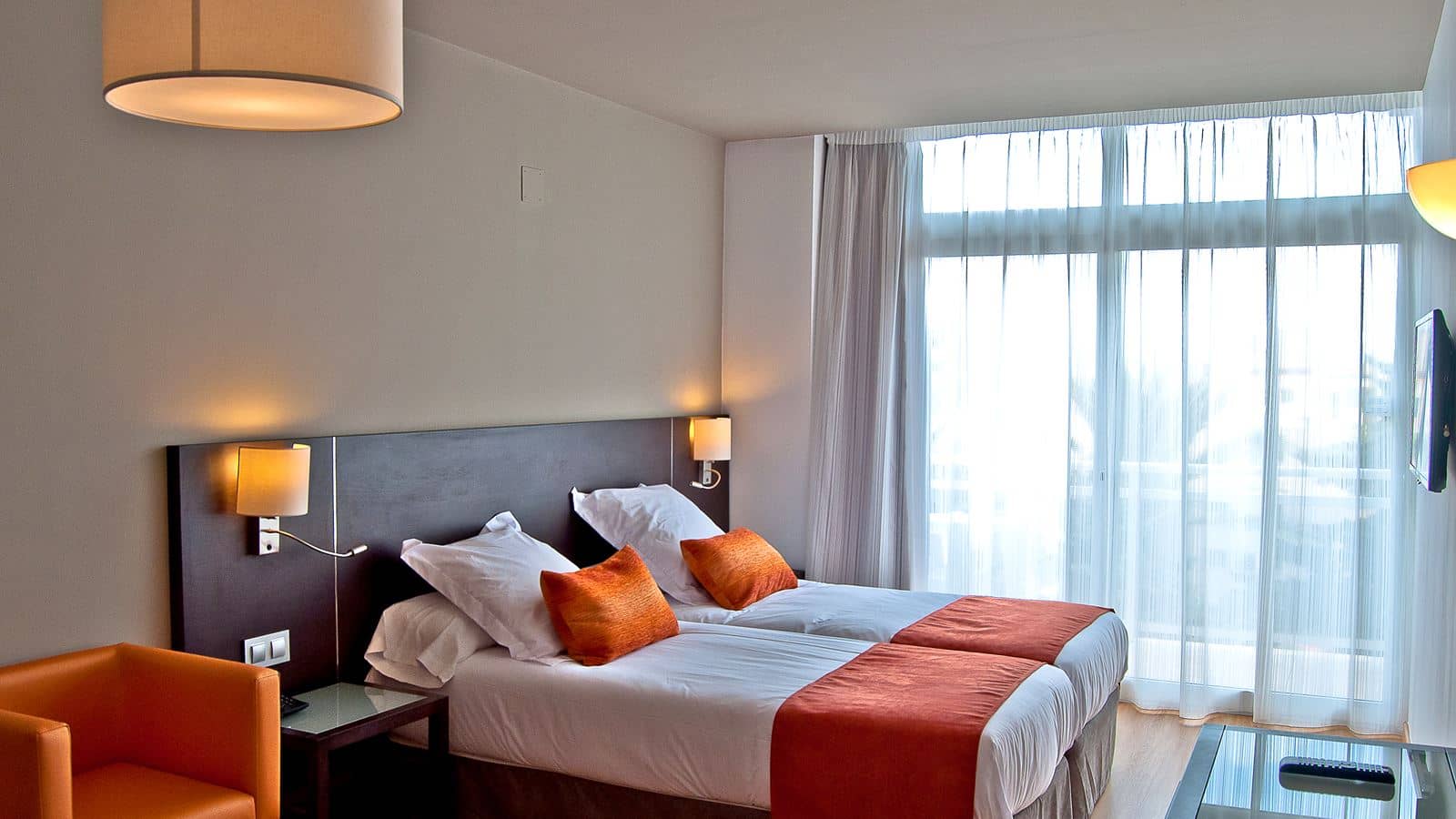 rooms-db--double-twin-room-balcony-or-terrace