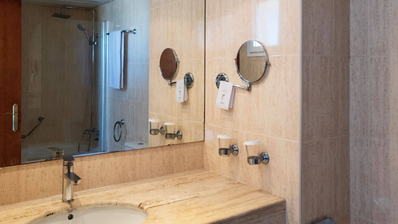 rooms-double-select-room