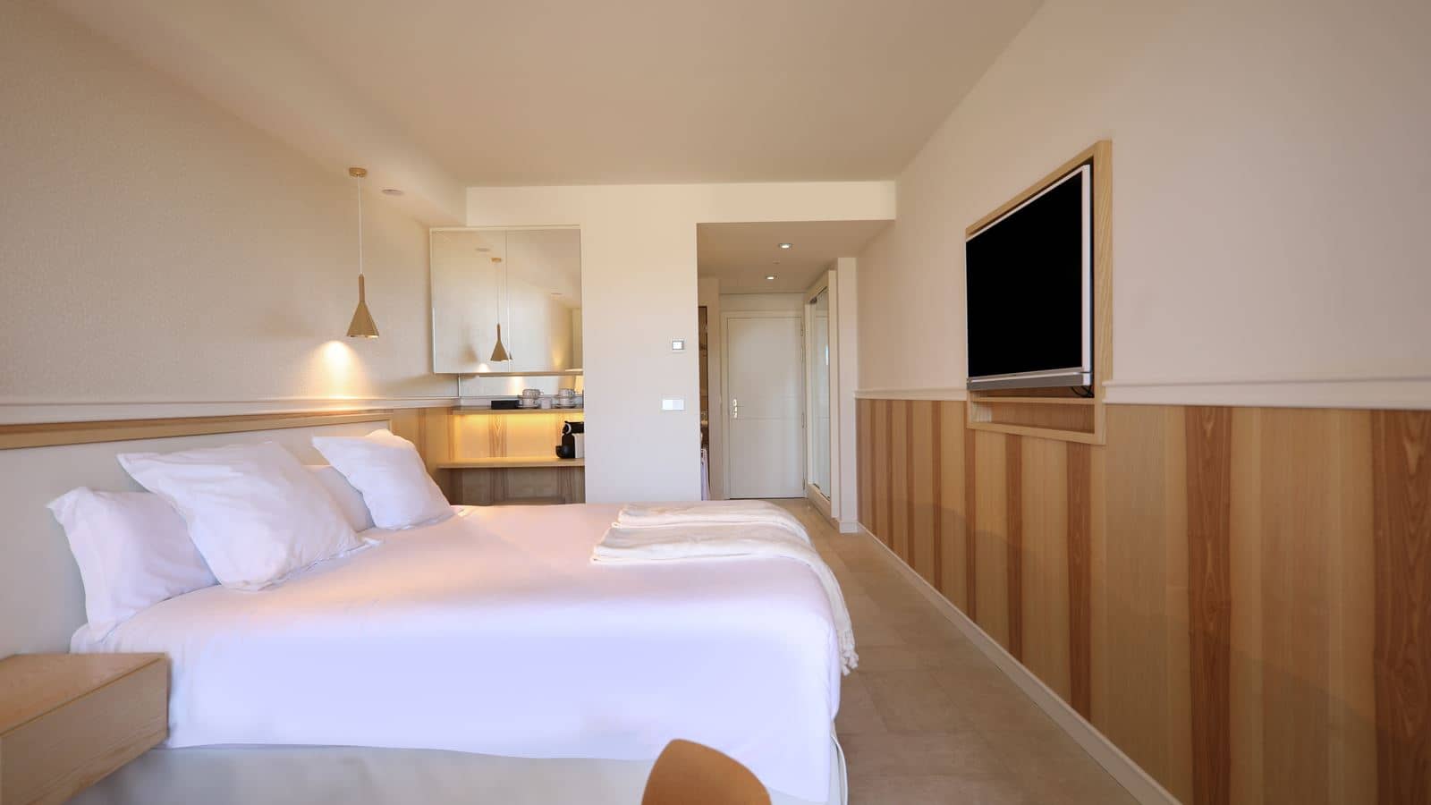 rooms-double-garden-view