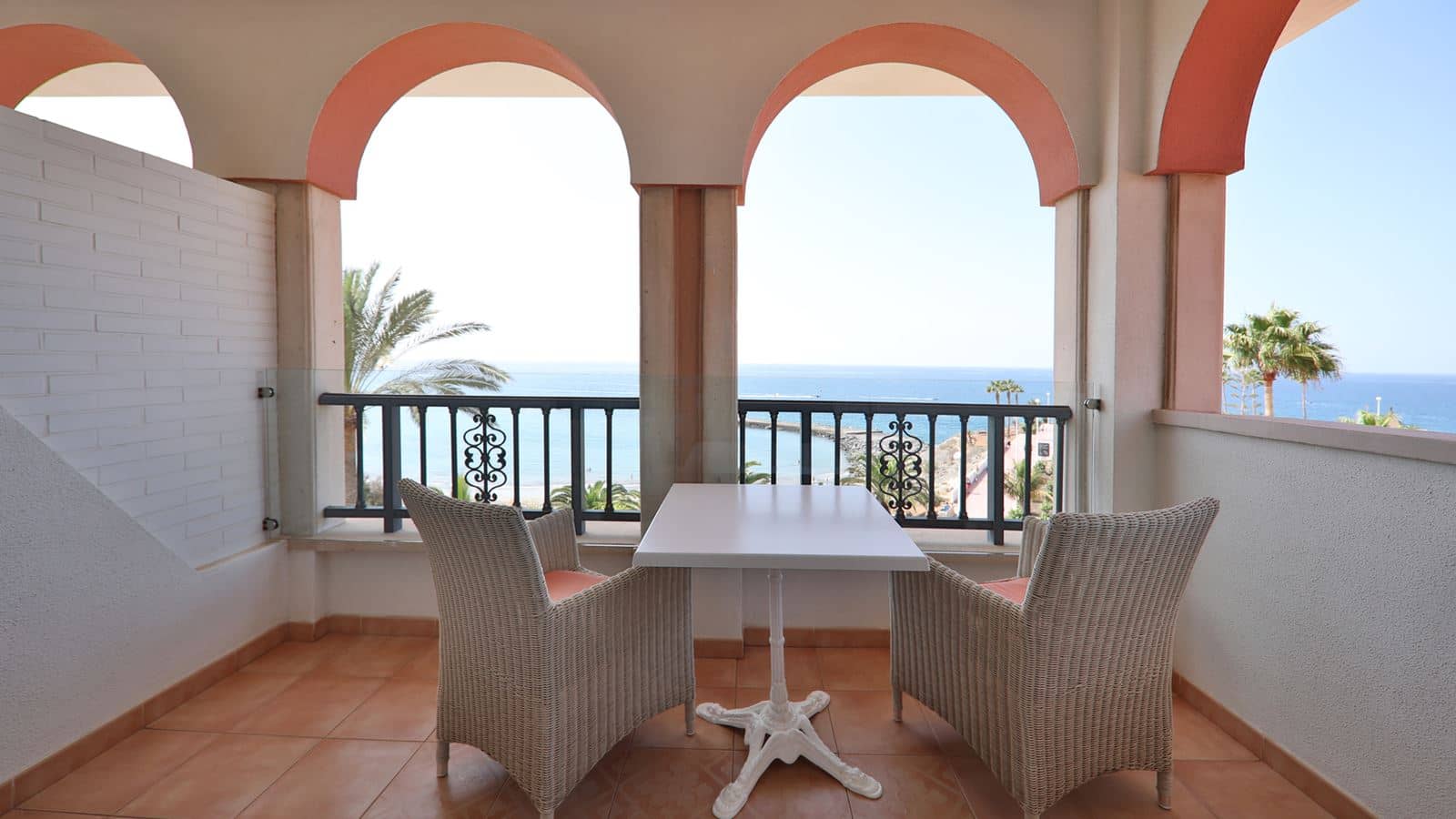 rooms-suite-sea-view